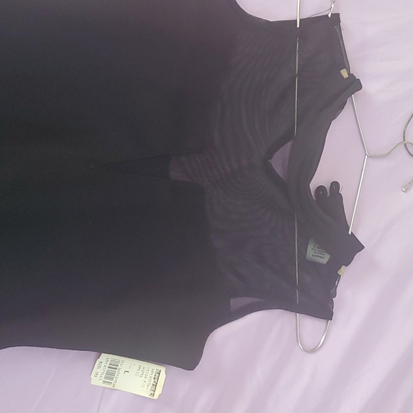 Dress - Picture 3 of 5